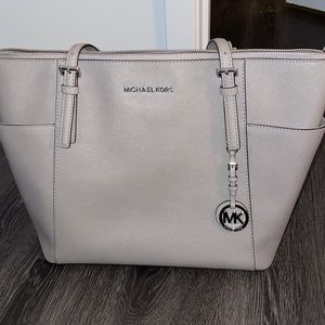 Michael kors tote bag.